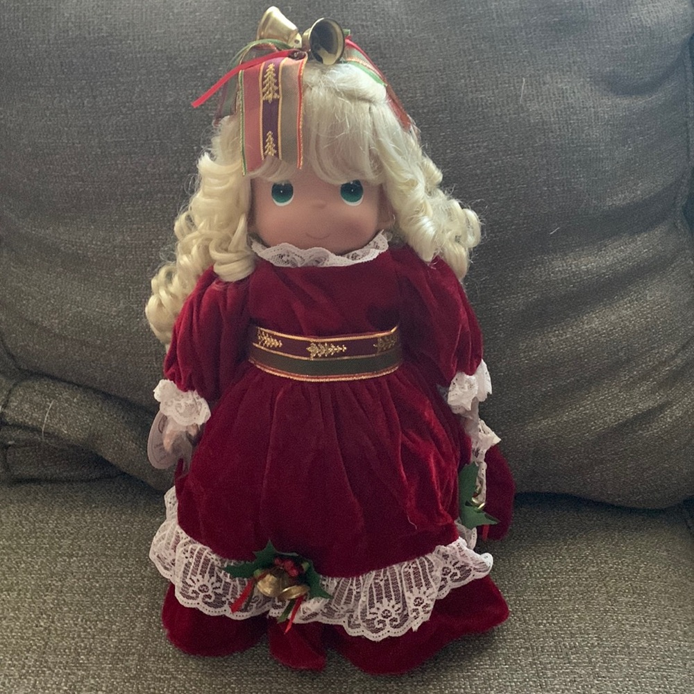 Precious Moments Stocking Doll Winter on Ice NIB